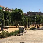 Apartamento A Estrenar Frente A La Plaza De Espana
