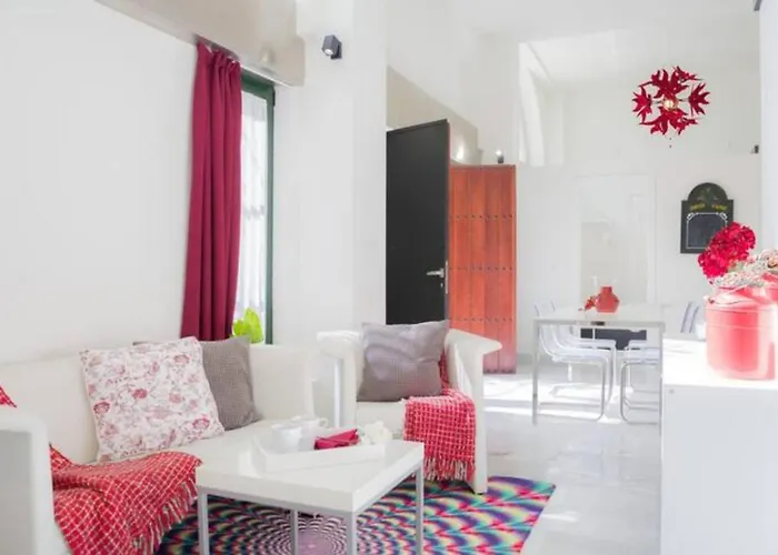 Apartamento A Estrenar Frente A La Plaza De Espana