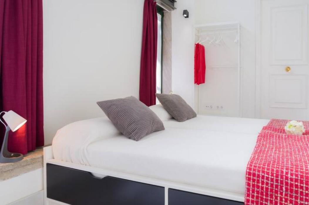 Apartamento A Estrenar Frente A La Plaza De Espana *