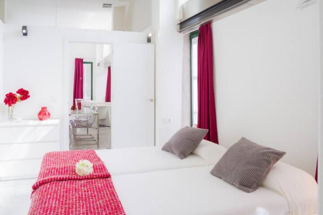 Apartamento A Estrenar Frente A La Plaza De Espana